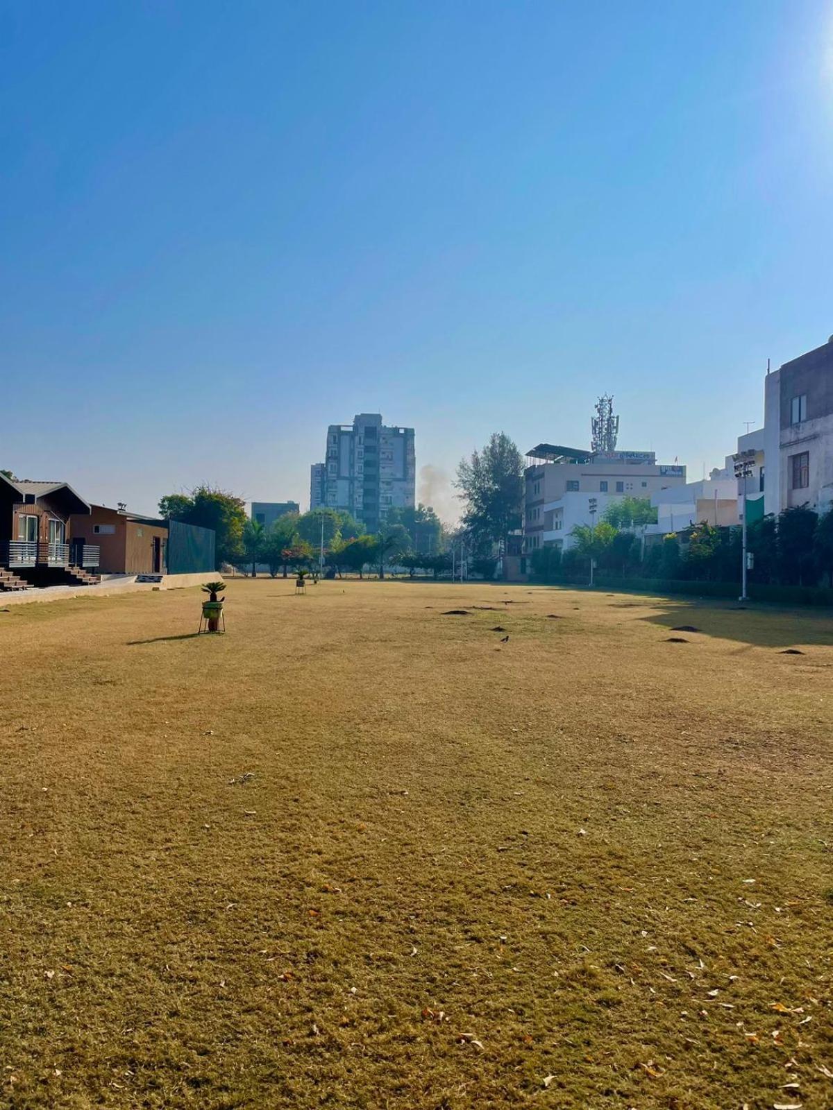 Vrindavan Greens Resort Удайпур Екстер'єр фото